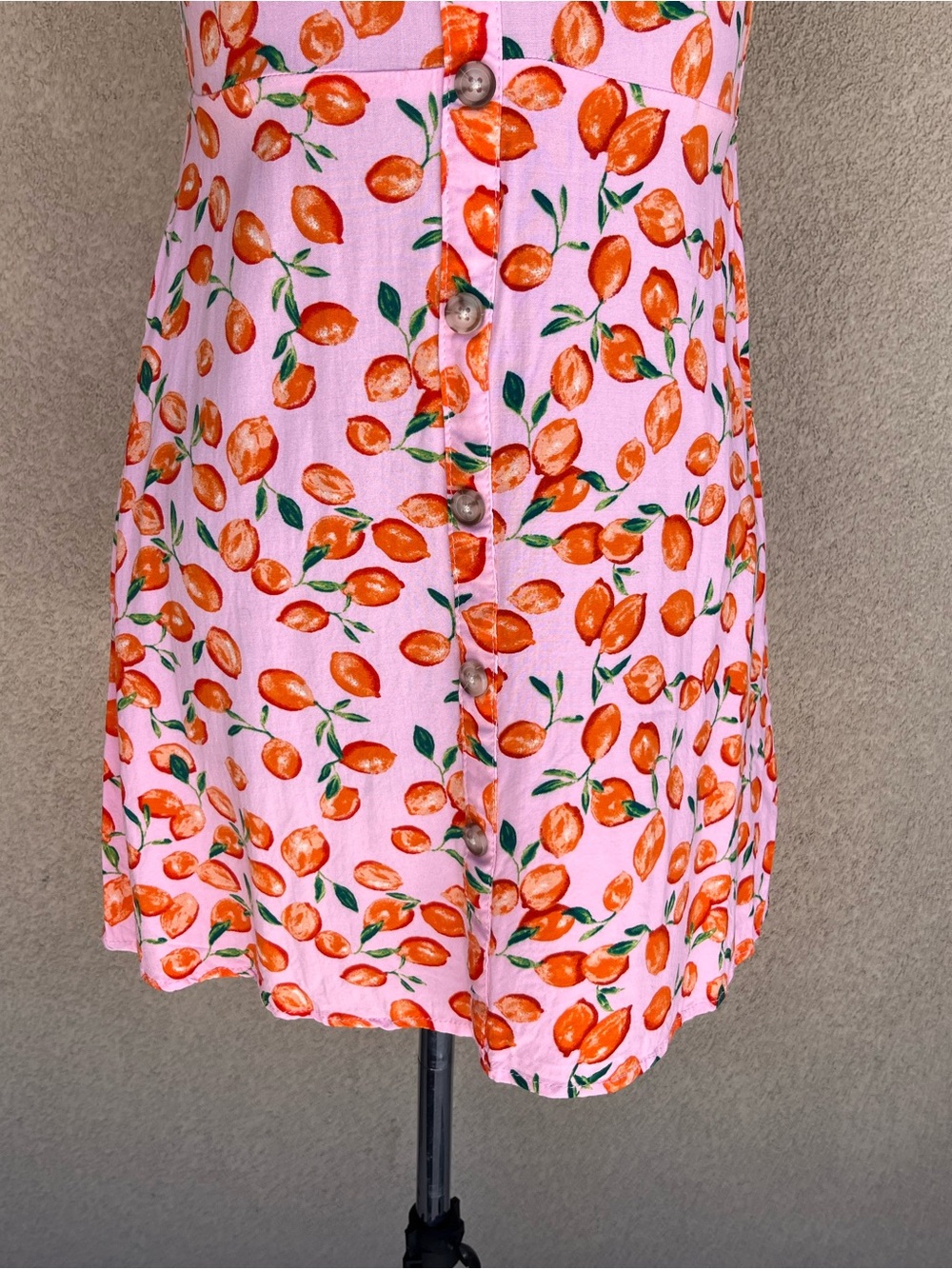 AUW Pink Button-Front Tank Top with Orange Fruit Print - Picture 6 of 11